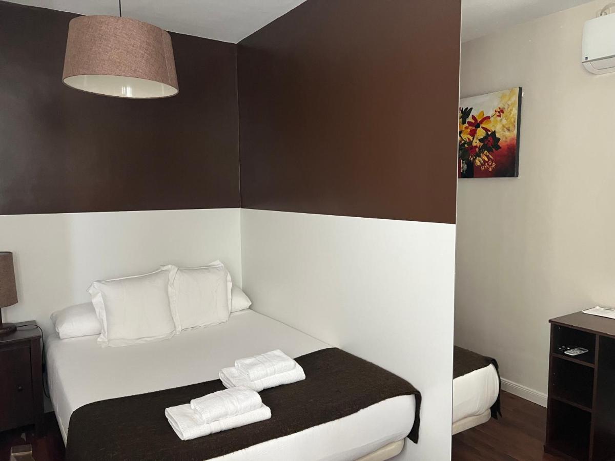 Thc Gran Via Hostel Madrid Exterior photo