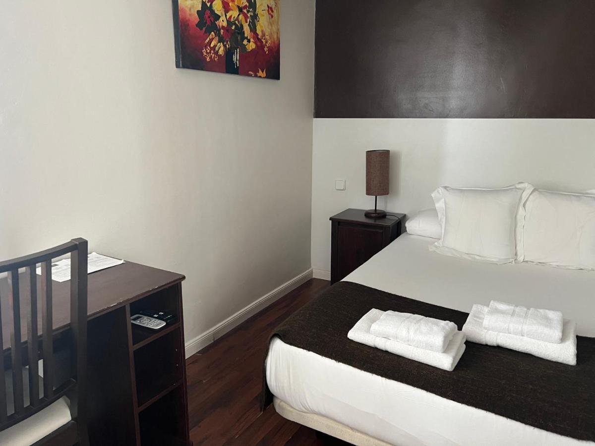 Thc Gran Via Hostel Madrid Exterior photo